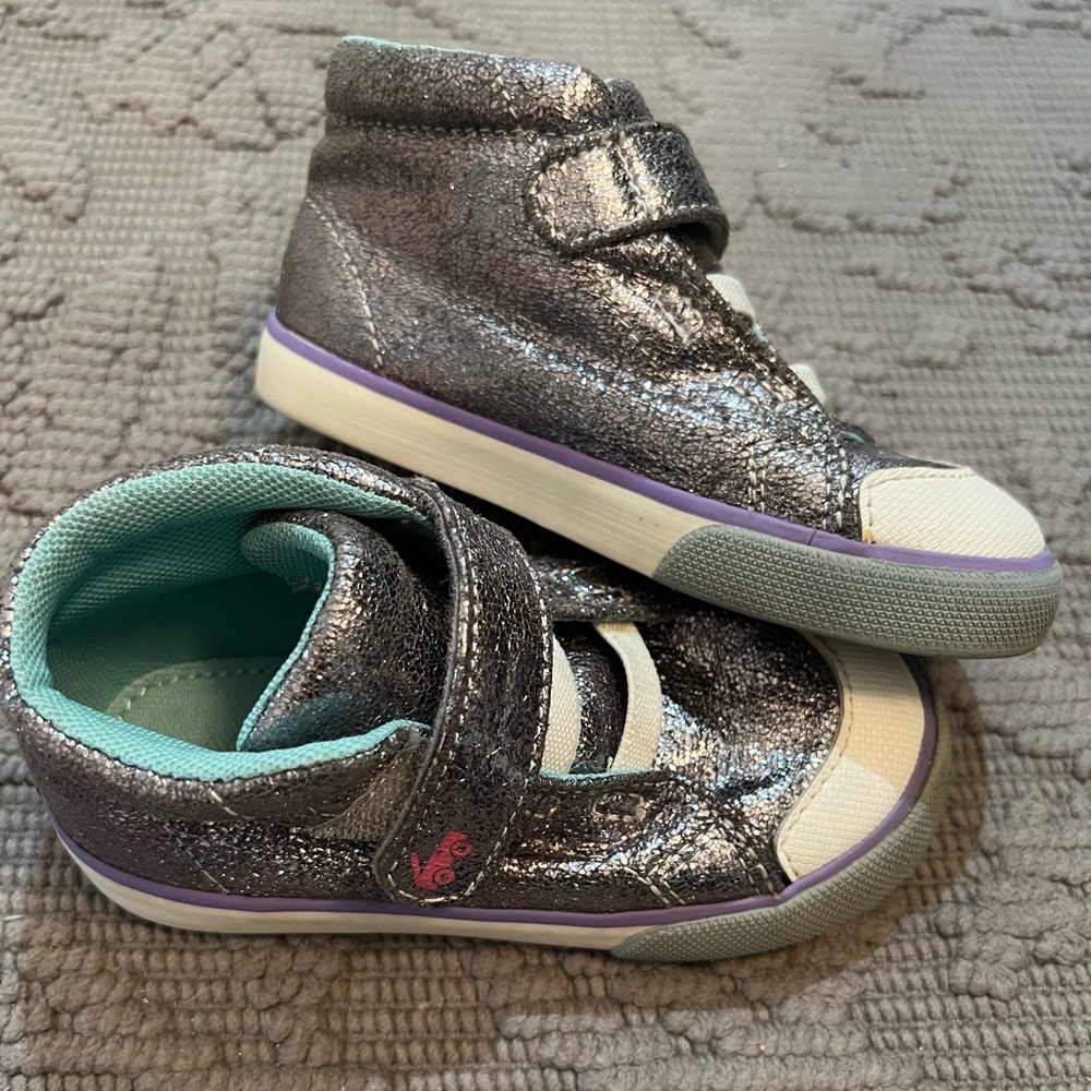 See Kai Run hi-top sneakers, size 7 US, used in excellent condition